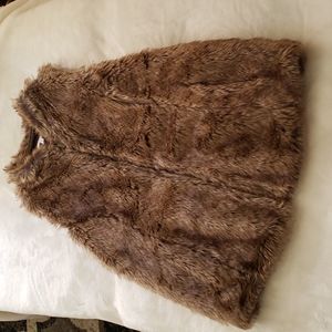 Maurices faux fur vest size L